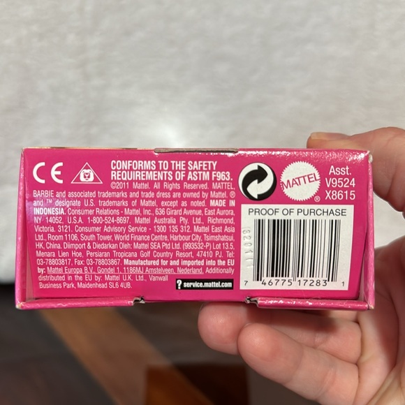 Mattel Barbie 2011 June Alexandrite Birthstone - Picture 4 of 8